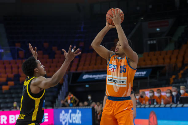 精准的三分 精准的三分