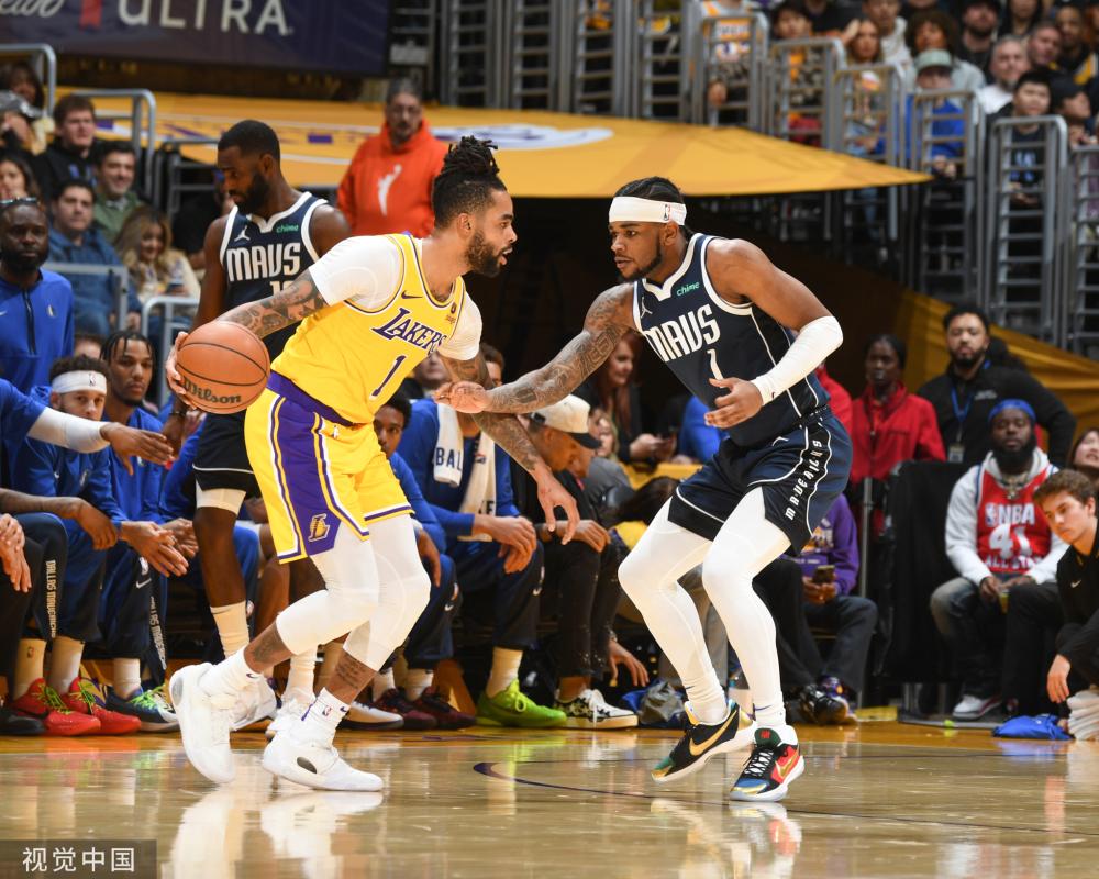 展现了他的 展现了他的